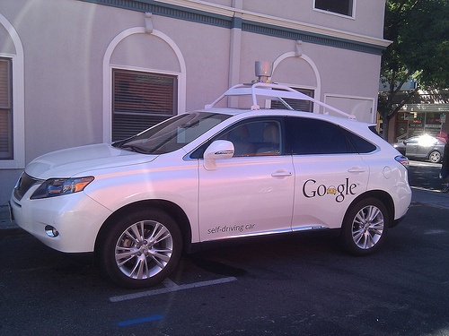 El coche sin conductor de Google será legal en California